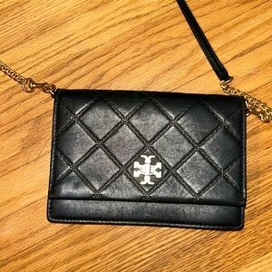 Small TORY BURCH crossbody with card slots